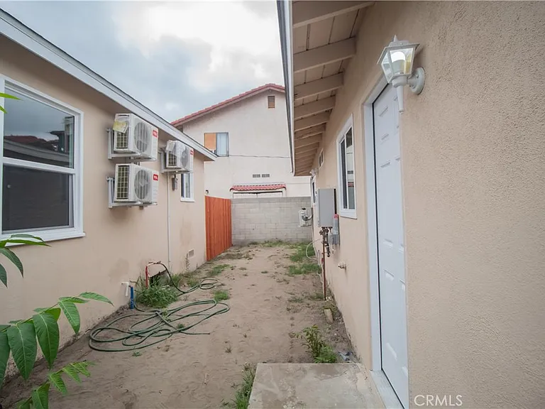 2212 N Continental Ave #B — Photo 11