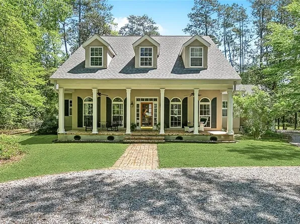 10 Elizabeth Dr, Covington, LA 70435