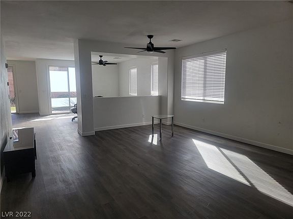 3rd image of 503 Via Garofano Ave