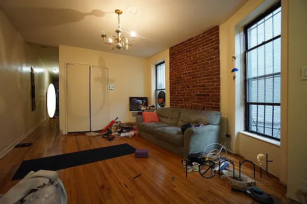 Rented by Rennit Inc. | media 33