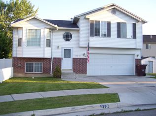 373 W Wildflower Cir, Ogden, UT 84404