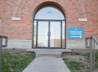 609 S Randolph St, Champaign, IL 61820