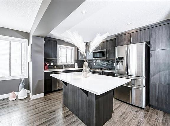 3rd image of 135 Windford Gdns SW