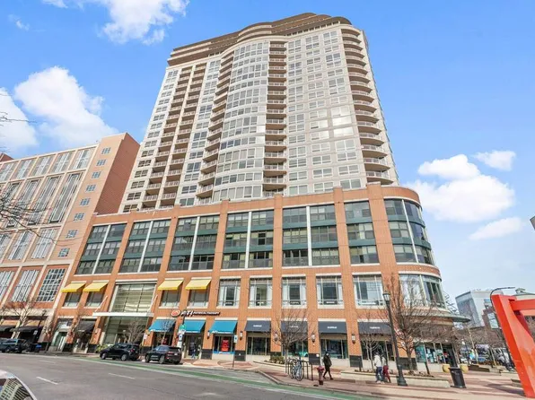 807 Davis St Unit 308, Evanston, IL 60201