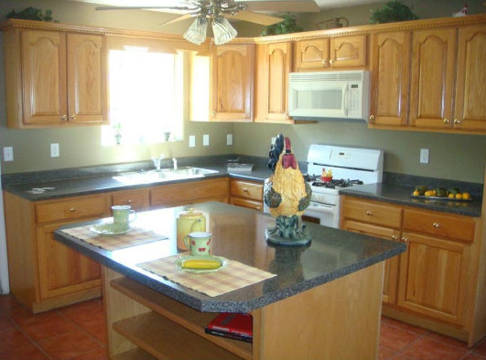 2nd image of 11005 Pinon Azul St NW