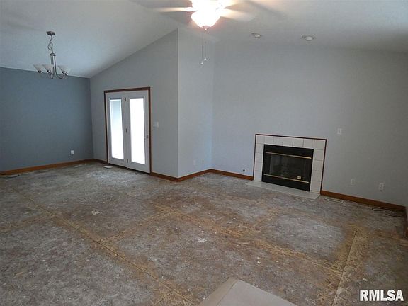 5th image of 1B Corn Silk Ln