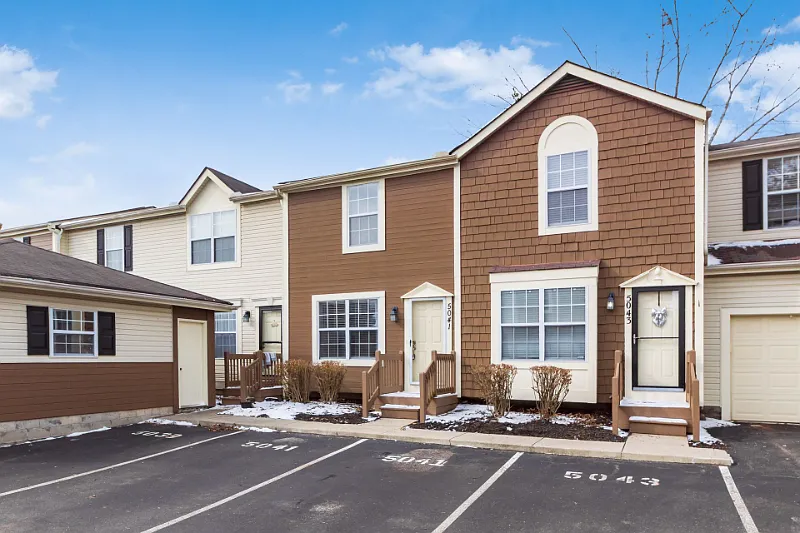 Building Photo - 5041 Stoneybrook Blvd