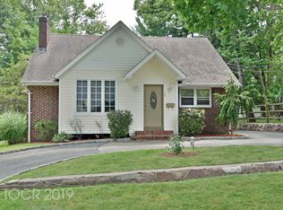 74 Davenport Ave, Tenafly, NJ 07670