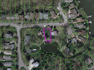 21635 W Ravine Dr, Lake Zurich, IL 60047