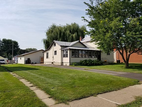 3rd image of 142 Youlon St S