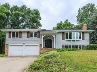 1404 W Danube Rd NE, Fridley, MN 55432