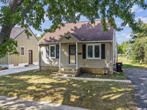833 11th Ave SE, Rochester, MN 55904