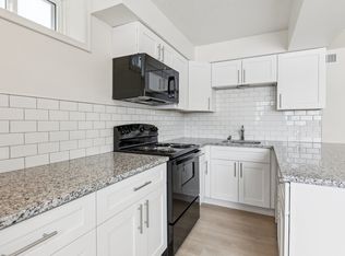 1056 S 29th St, Omaha, NE 68105