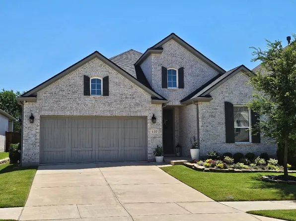 137 Glenwood Dr, Oak Point, TX 75068