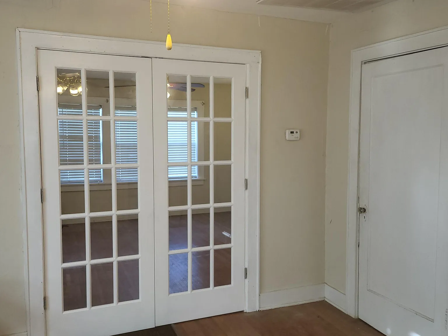1 bed, 911 sqft, $900 — Photo 3