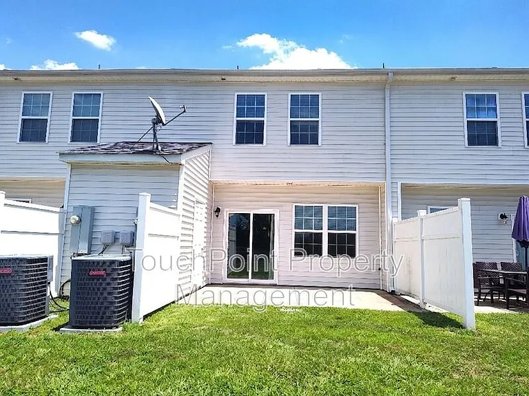 321 Halton Crossing Dr SW — Photo 22