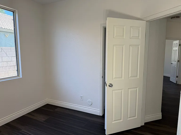 1140 E Catino St — Photo 26