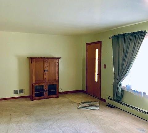 3rd image of 2544 Imperial St