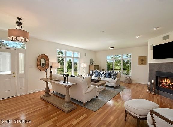 2nd image of 18906 Crystal Creek Dr
