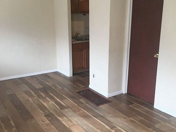 3rd image of 5860 Roosevelt Pl APT 2