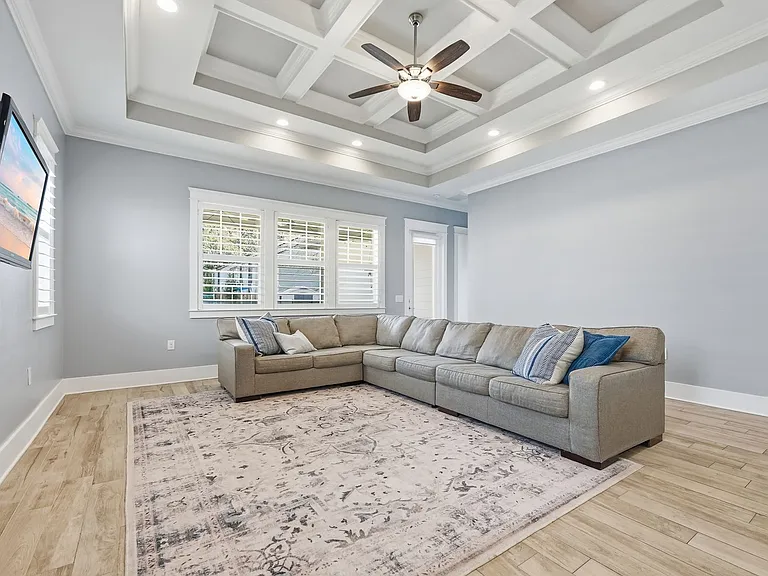 131 Magnolia Ave — Photo 20