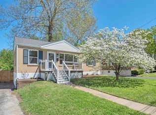 8825 Forest Ave, Saint Louis, MO 63114