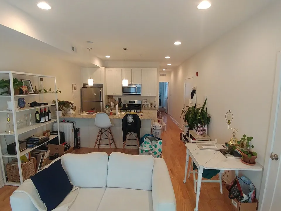 815-17 N Uber St