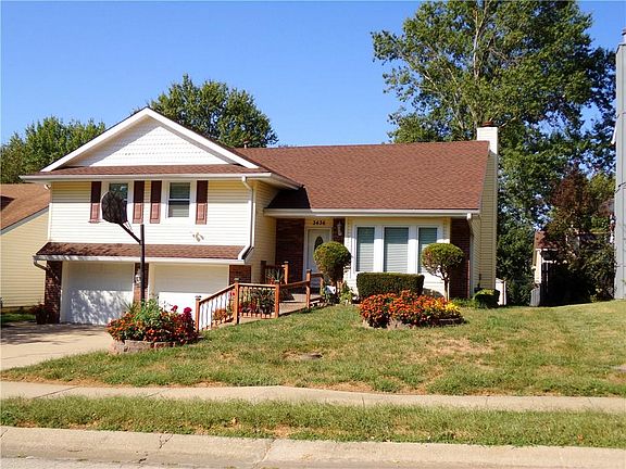 2nd image of 3436 Tudor Dr