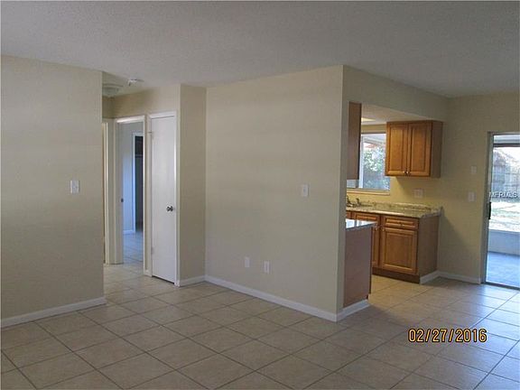5th image of 7726 Groveridge Ct