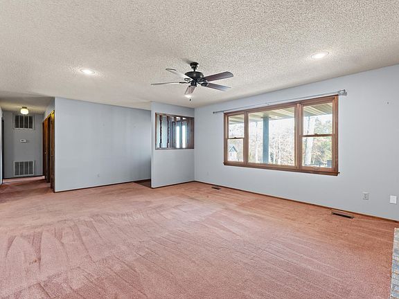 3rd image of 1710 Ashbriar Dr
