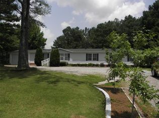 1860 Valley Ln, Cumming, GA 30040
