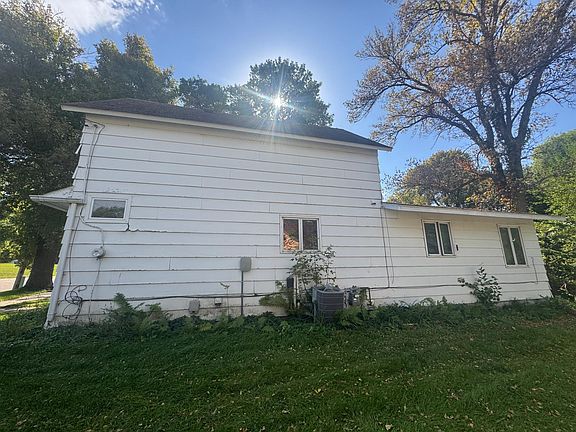 2nd image of 235 Haven St SE