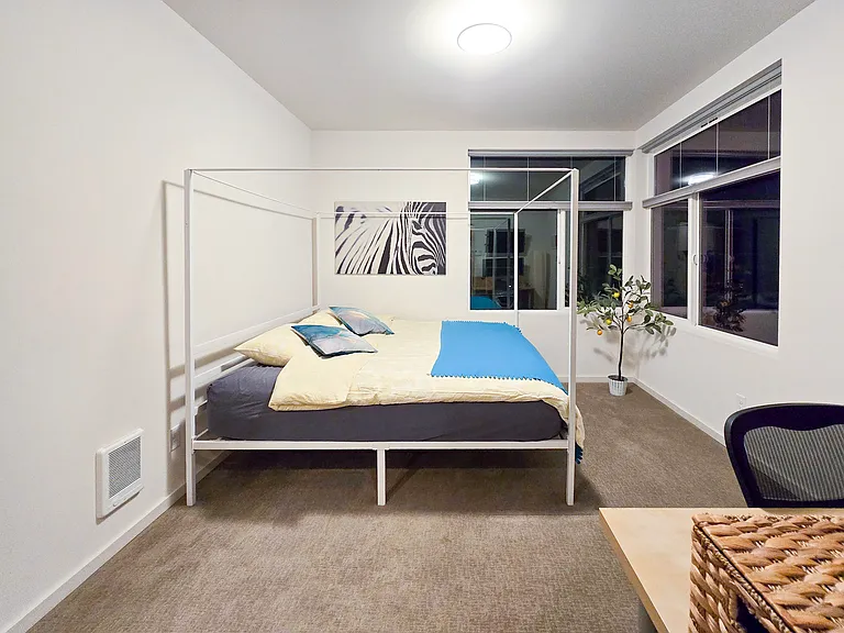 4042 Martin Luther King Jr Way S — Photo 17