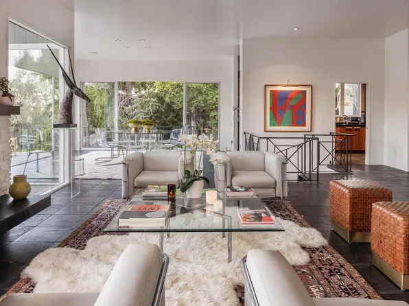 400 Mooresque St, Pasadena, CA 91105