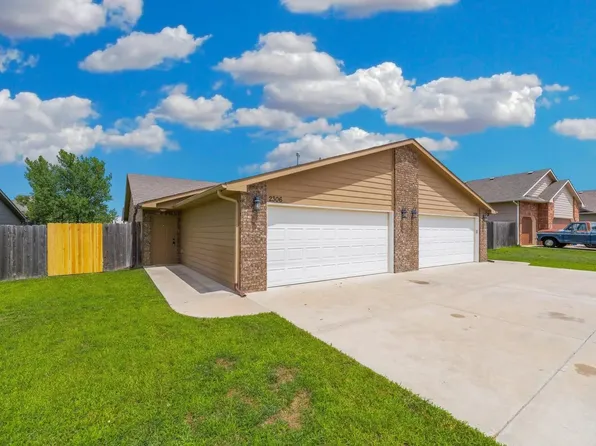 2306 E Coolwater St, Kechi, KS 67067
