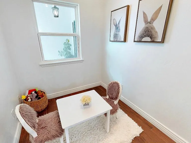 641 La Chapa Ave — Photo 23