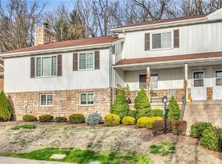 303 Forest Ridge Dr, Pittsburgh, PA 15221