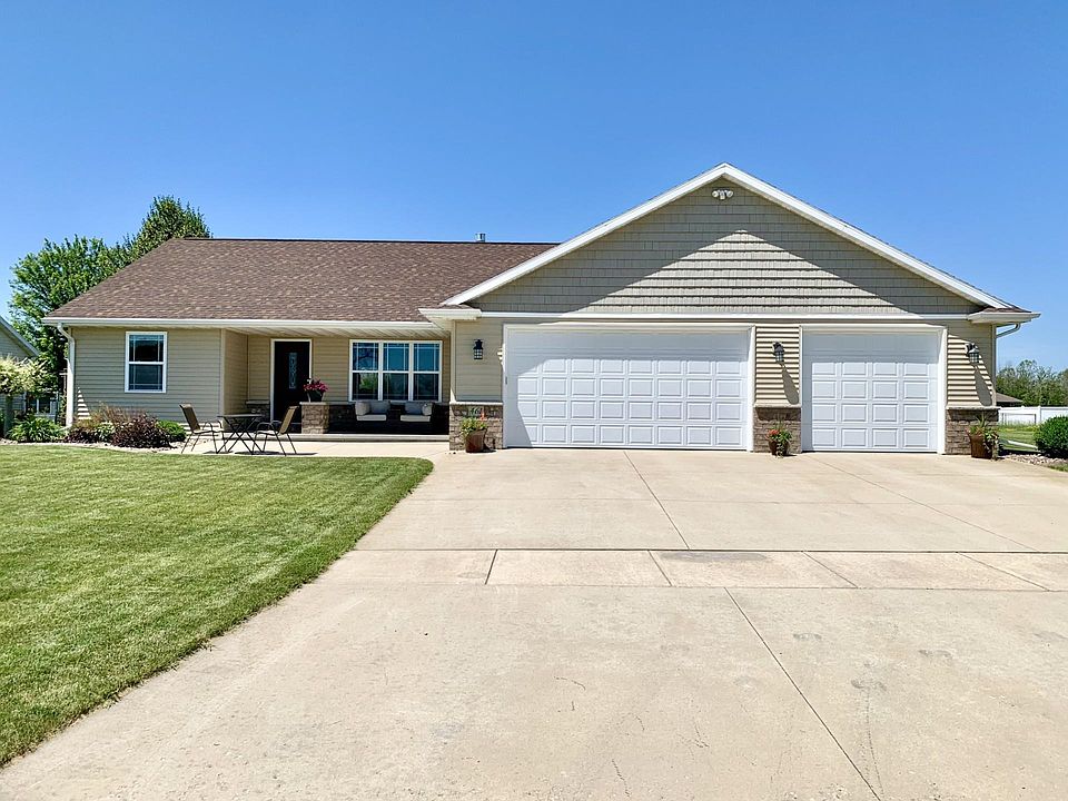1st image of 461 Danish Way