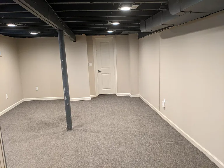 21344 Seminole St — Photo 24
