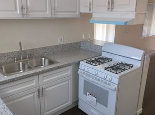 6845 Hazeltine Ave #12, Van Nuys, CA 91405