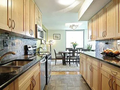 1310 N Ritchie Ct #7 — Photo 4