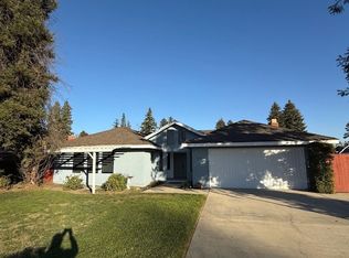 526 N Tilden Ct, Visalia, CA 93291
