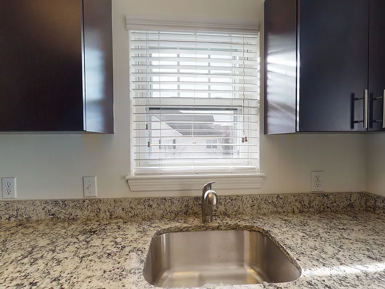 Inwood West — Photo 112