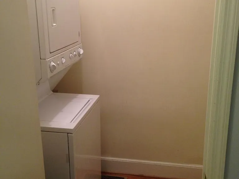 335 Virginia St — Photo 9