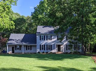 1700 Oakengate Ln, Midlothian, VA 23113