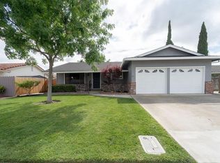 606 Madsen Dr, Ripon, CA 95366