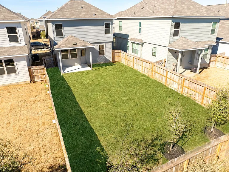 5118 Sandstone Way — Photo 4