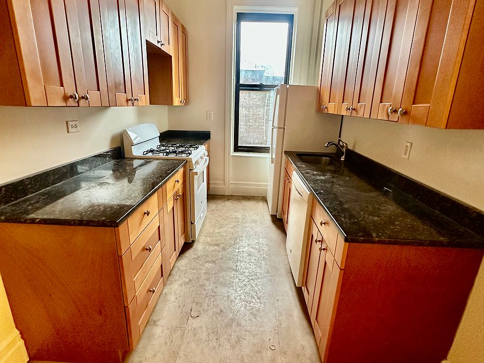 1st image of 115 Montague St APT 5C