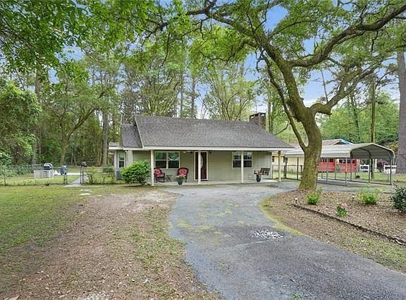 4th image of 20034 Chandler Dr
