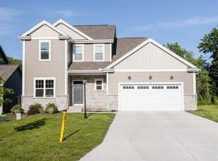 310 Paradise COURT, Hartland, WI 53029